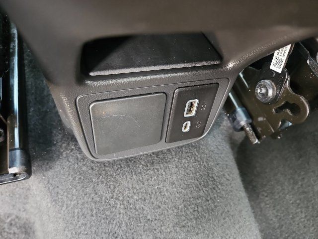 Used 2024 Buick Encore GX Sport Touring AWD/4WD image 20