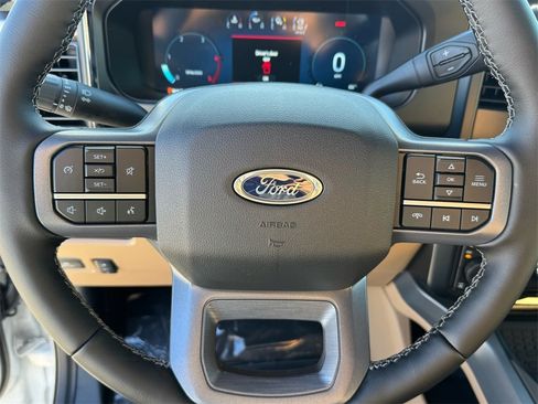 New 2026 Ford F250 Lariat w/ Chrome Package image 11