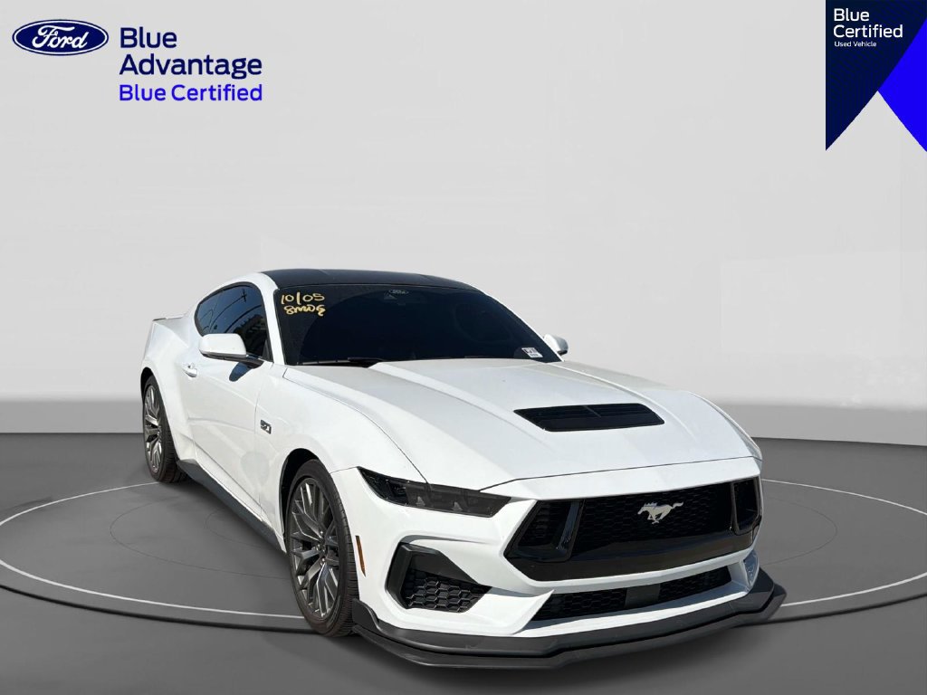 Used 2025 Ford Mustang GT Premium RWD image 4