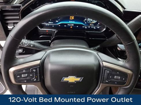 Used 2024 Chevrolet Silverado 2500 High Country w/ Technology Package image 23