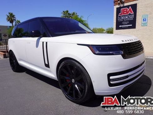 Used 2023 Land Rover Range Rover Long Wheelbase SE image 2