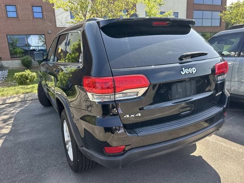 Used 2017 Jeep Grand Cherokee Laredo w/ Quick Order Package 23E AWD/4WD image 6