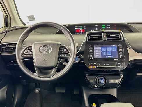 Used 2022 Toyota Prius XLE FWD image 10