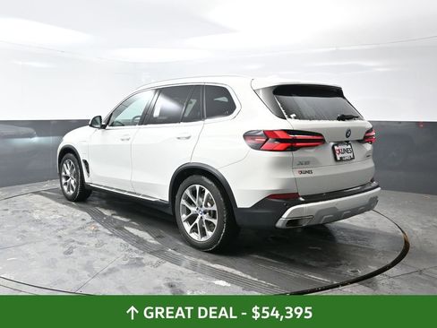 Used 2025 BMW X5 xDrive50e image 12