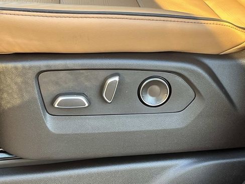 New 2026 Cadillac Escalade Luxury image 25