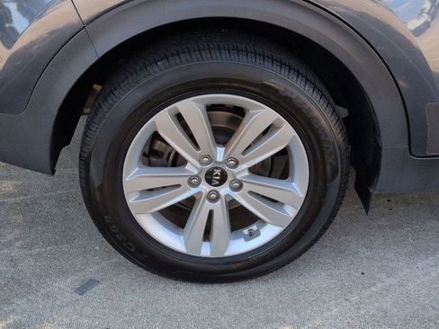 Used 2018 Kia Sportage LX FWD image 27