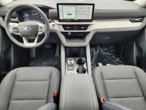 New 2026 Ford Explorer Active RWD image 26