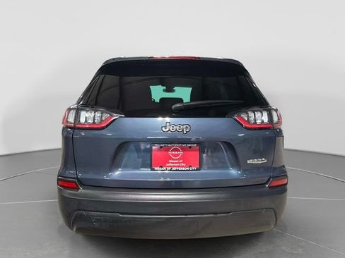 Used 2021 Jeep Cherokee Latitude FWD image 5