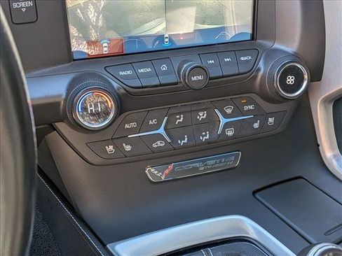 Used 2017 Chevrolet Corvette Stingray Convertible image 16