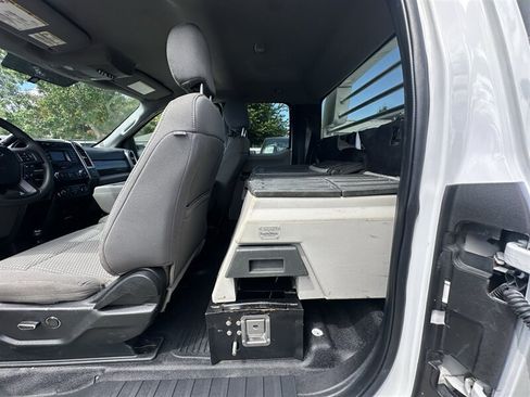 Used 2017 Ford F550 4x4 SuperCab Super Duty w/ XLT Value Package image 47