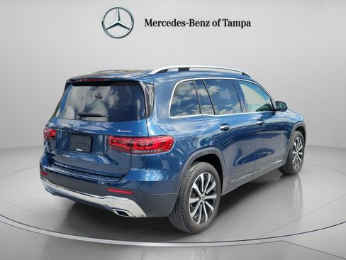 Used 2023 Mercedes-Benz GLB 250 4MATIC image 4