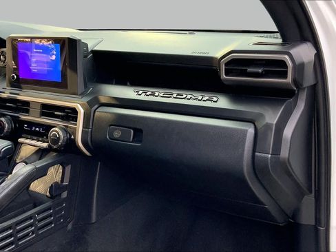 Used 2025 Toyota Tacoma SR RWD image 17