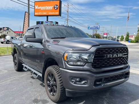 Used 2023 RAM 2500 Big Horn w/ Night Edition AWD/4WD image 1