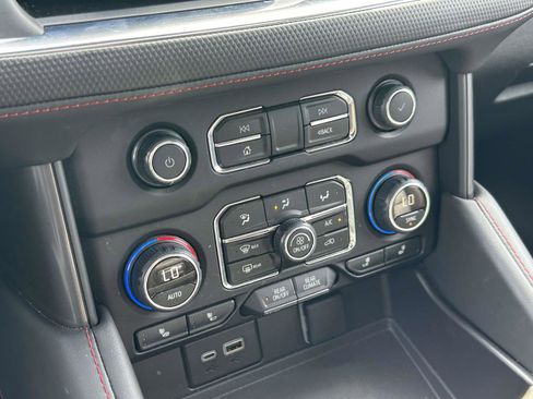 Used 2023 Chevrolet Tahoe RST w/ Sport Performance Package image 27