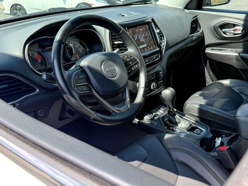Used 2021 Jeep Cherokee Limited AWD/4WD image 15