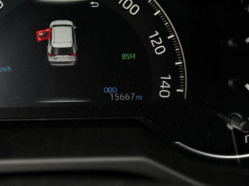 Used 2025 Toyota RAV4 LE FWD image 15