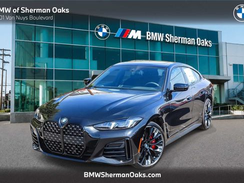 New 2026 BMW 430i w/ M Sport Package RWD image 1