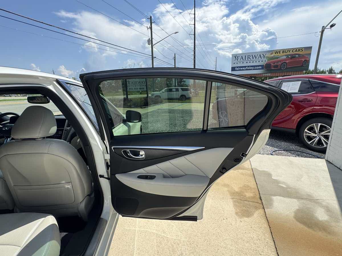 Used 2022 INFINITI Q50 Sensory AWD/4WD image 28