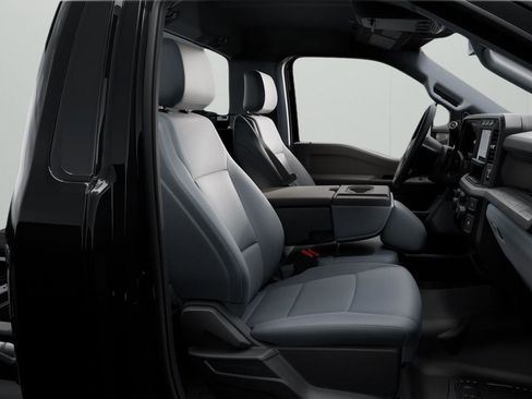 New 2024 Ford F550 2WD Regular Cab Super Duty w/ XL Chrome Package image 6