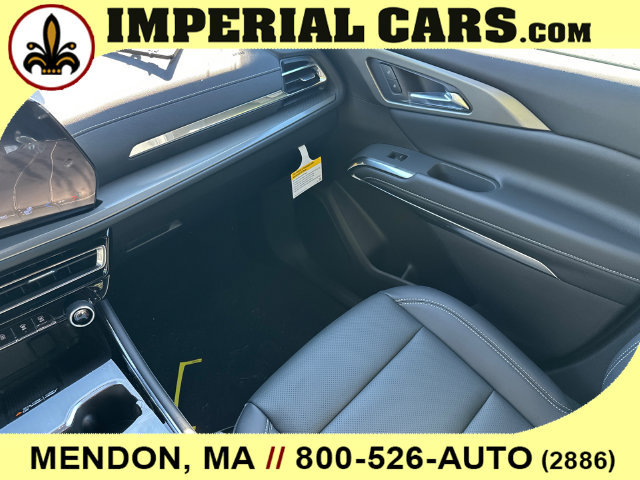 New 2027 Chevrolet Traverse LT w/ Midnight/Sport Edition AWD/4WD image 20