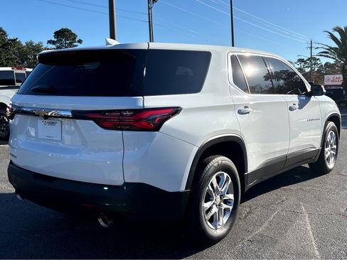 Used 2023 Chevrolet Traverse LS w/ Safety Package image 23