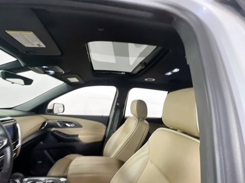 Used 2023 Chevrolet Traverse Premier w/ LPO, Floor Liner Package AWD/4WD image 22
