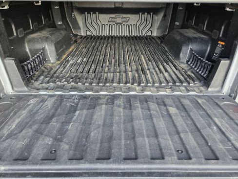 Used 2024 Chevrolet Silverado 1500 LT RWD image 37