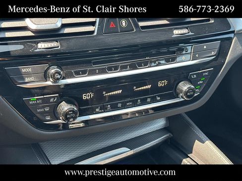 Used 2018 BMW M550i xDrive AWD/4WD image 32