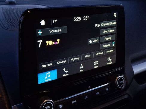 Used 2019 Ford EcoSport SES w/ SES Black Appearance Package image 18