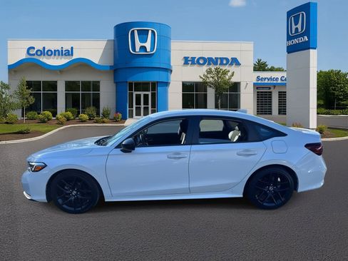 Used 2025 Honda Civic Sport image 3
