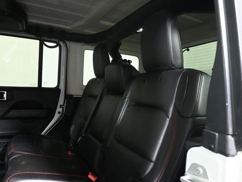 Used 2020 Jeep Wrangler Unlimited Rubicon w/ Dual Top Group AWD/4WD image 6