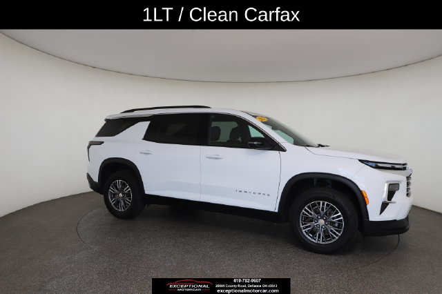 Used 2025 Chevrolet Traverse LT w/ Driver Confidence Package FWD image 25