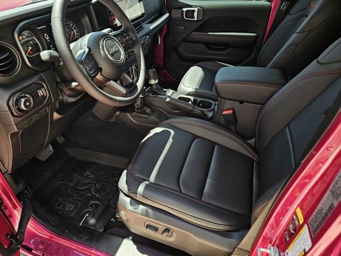 New 2026 Jeep Wrangler Unlimited Rubicon AWD/4WD image 14