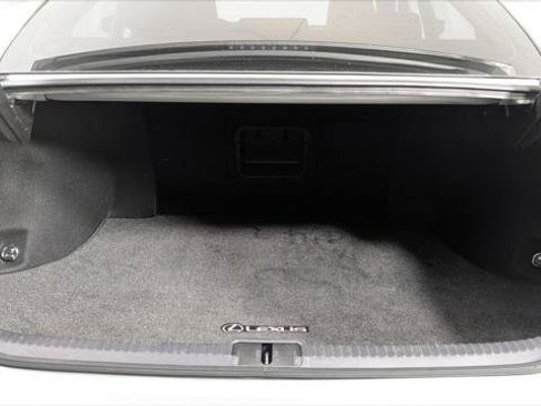 Used 2019 Lexus ES 300h w/ Premium Package FWD image 19