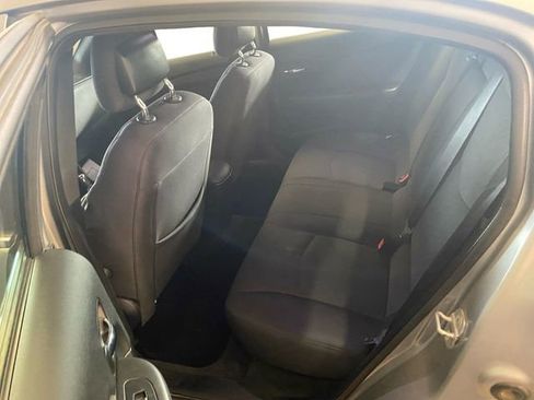 Used 2013 Chrysler 200 Touring FWD image 16