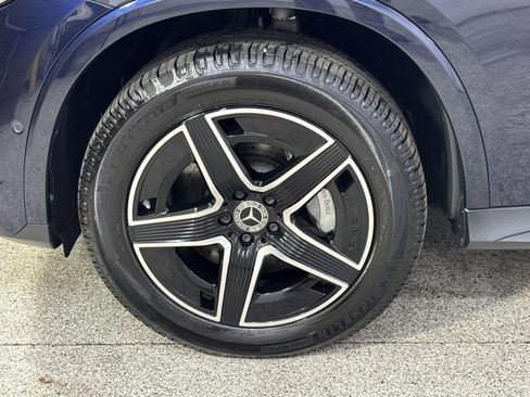 Used 2023 Mercedes-Benz GLC 300 4MATIC image 24