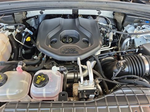 Used 2022 Jeep Grand Cherokee Trailhawk AWD/4WD image 22