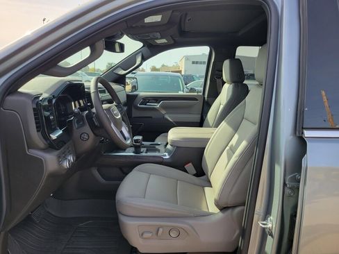New 2026 GMC Sierra 1500 SLT w/ SLT Premium Plus Package image 11