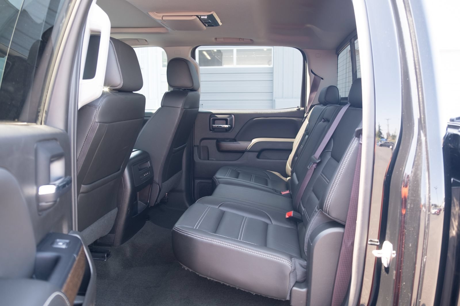 Used 2017 GMC Sierra 3500 Denali AWD/4WD image 18
