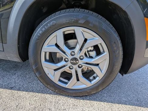 Certified 2026 Kia Seltos LX FWD image 11