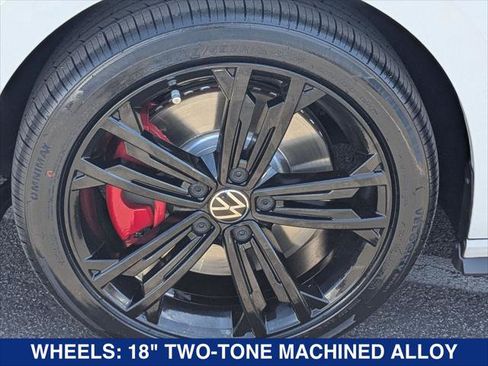 Certified 2022 Volkswagen Jetta GLI Autobahn FWD image 9