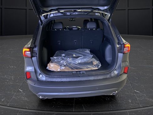 New 2026 Ford Escape ST-Line w/ Tech Pack #1 AWD/4WD image 14
