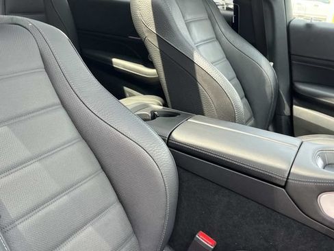 Used 2025 Mercedes-Benz GLS 450 4MATIC image 29