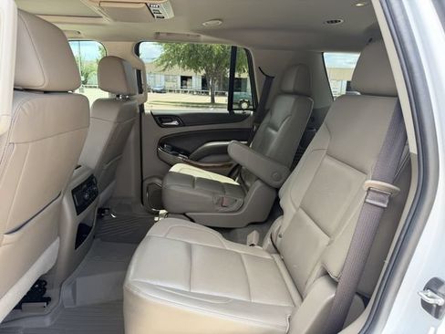 Used 2020 Chevrolet Tahoe Premier w/ Premier 6.2L Value Package AWD/4WD image 30