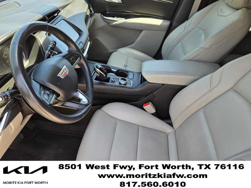 Used 2023 Cadillac XT4 Premium Luxury FWD image 18