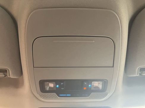 Used 2023 Ford F150 XLT w/ XTR Package AWD/4WD image 21