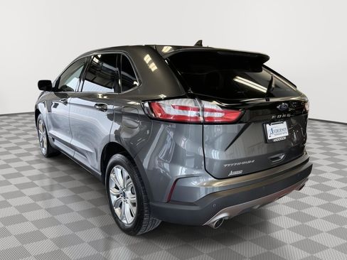 Used 2022 Ford Edge Titanium image 9