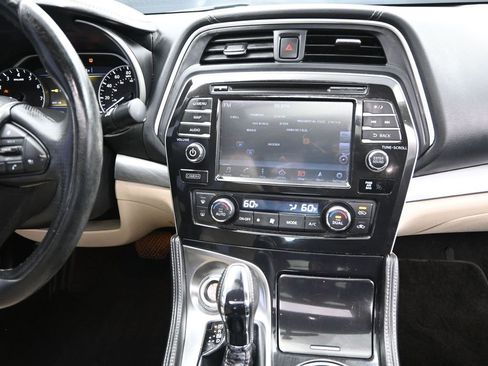 Used 2017 Nissan Maxima 3.5 SL image 28