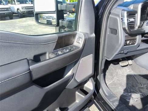 New 2026 Ford F350 Lariat w/ Lariat Ultimate Package AWD/4WD image 12