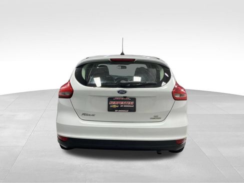 Used 2015 Ford Focus SE FWD image 8